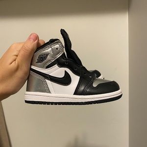 Air Jordan 1 Retro High OG TD ‘Silver Toe’